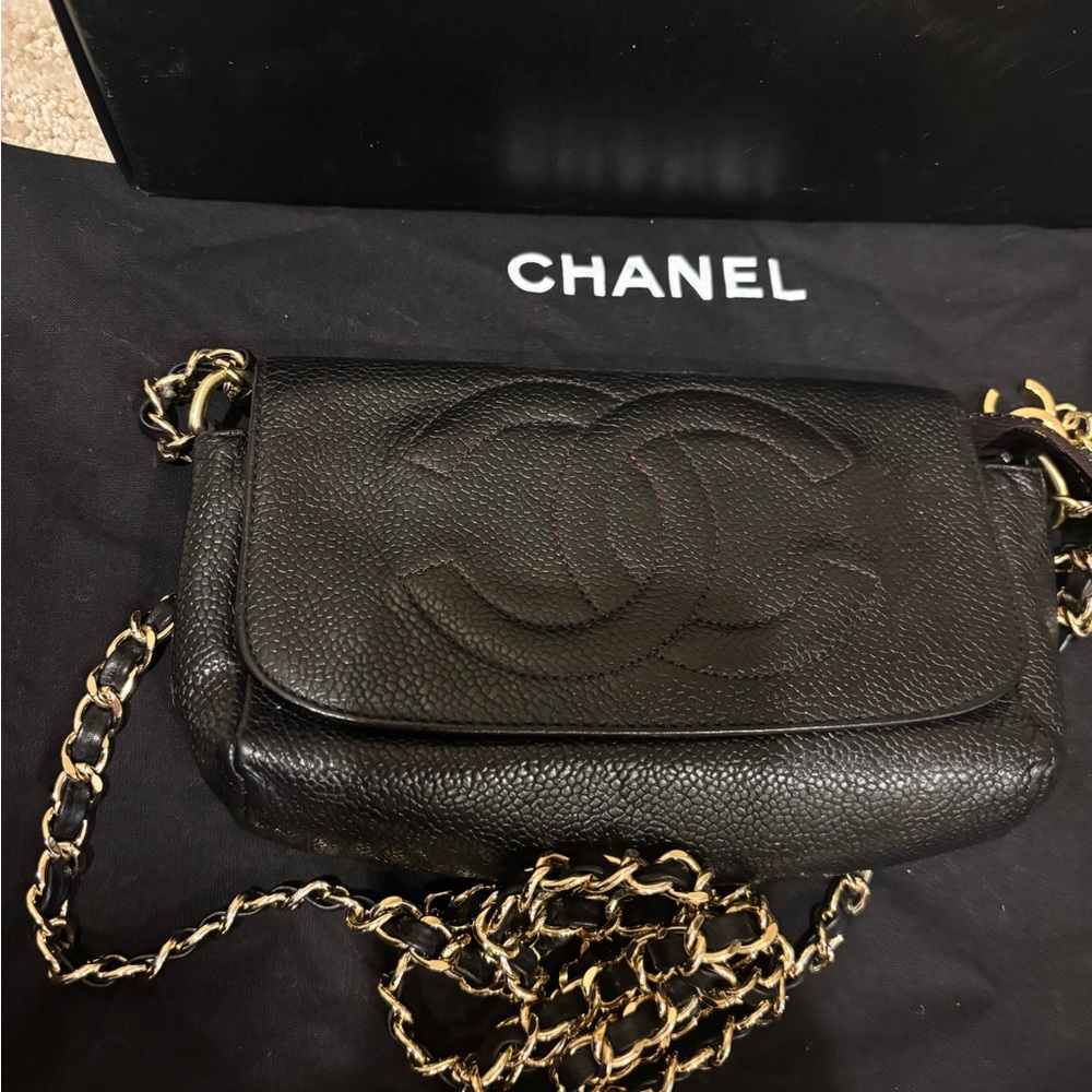 Chanel Black Leather Chain Bag - Picture 8 of 15
